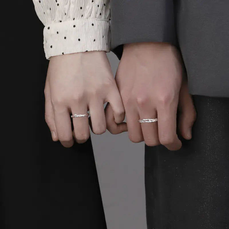 Fashionable Couple Ring for Women